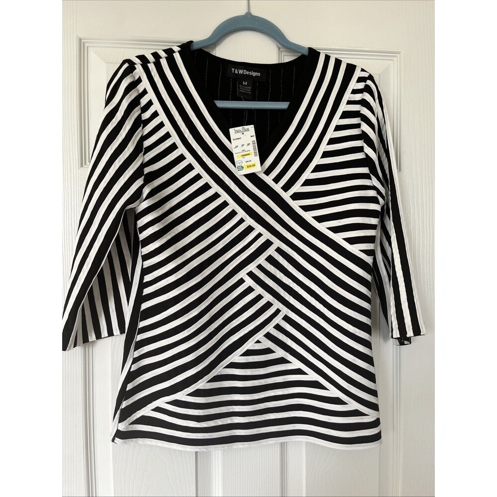 T&W Designs Black & White Pullover Short Sleeve Blouse Size Medium NWT Classic